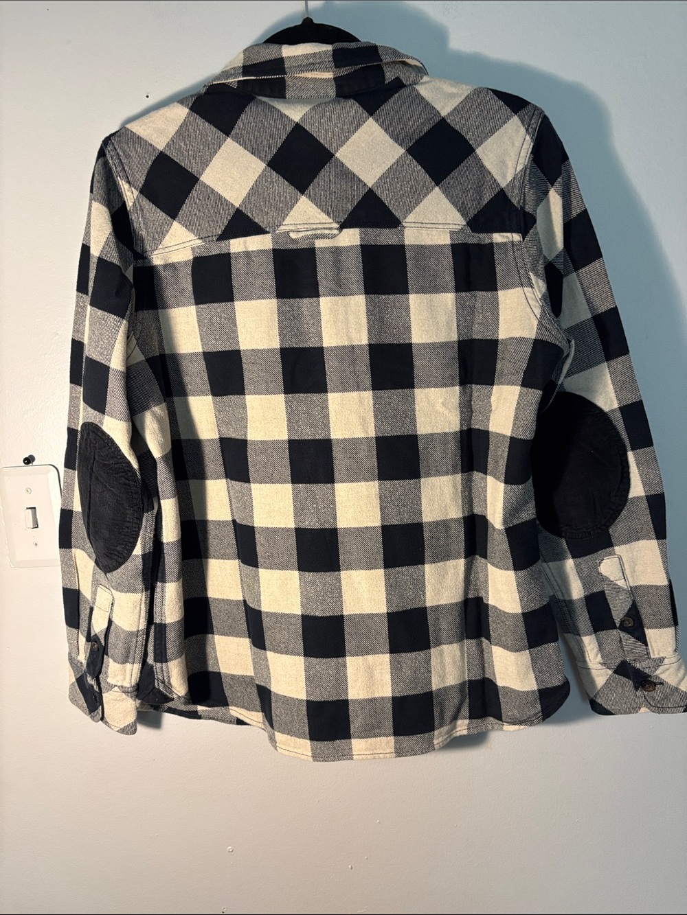 Roots Women's Black & White Buffalo Plaid Shirt Jacket shacket flannel cotton